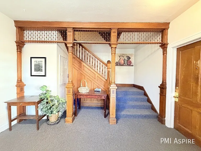 1291 N Gaylord St #5 — Photo 4
