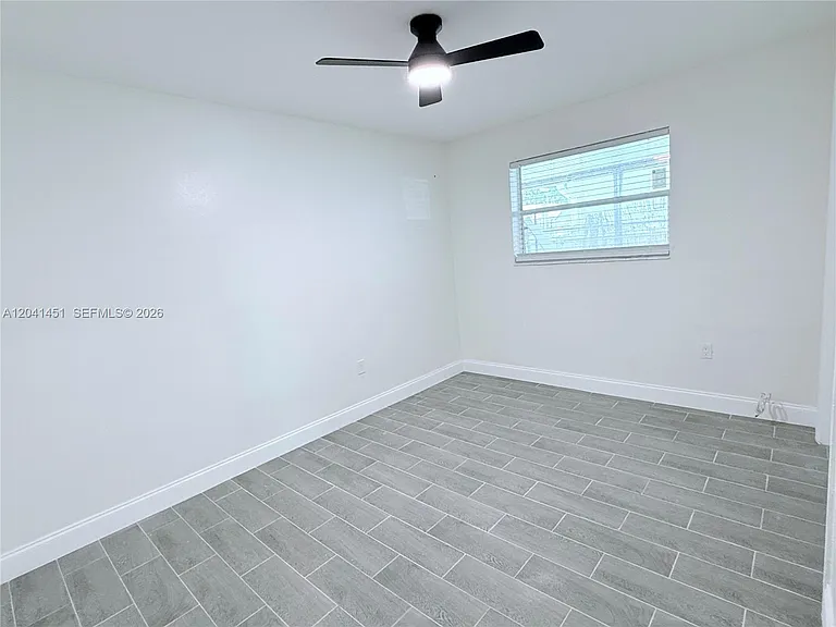 2470 NE 182nd Ter #1 — Photo 26