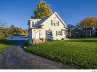 338 Jennings St, Rossford, OH 43460