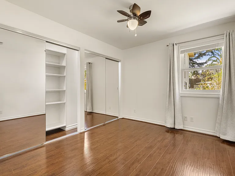 1530 Parmer Ave — Photo 28