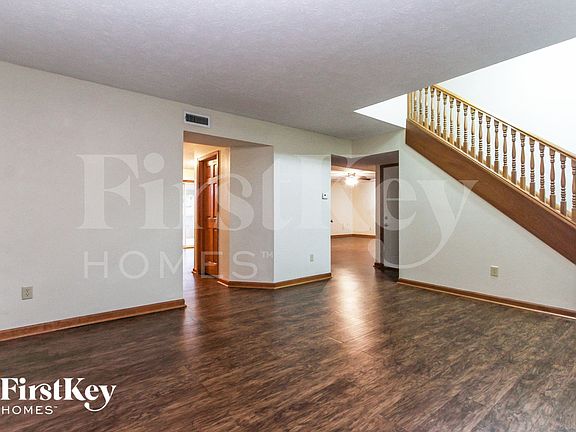5th image of 1027 Palomino Pl