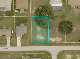 227 NE 30th Ter, Cape Coral, FL 33909