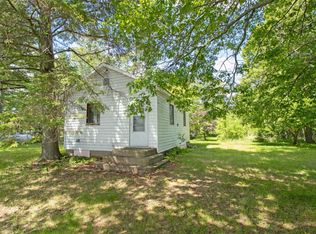25296 Summit Rd, Hillman, MN 56338