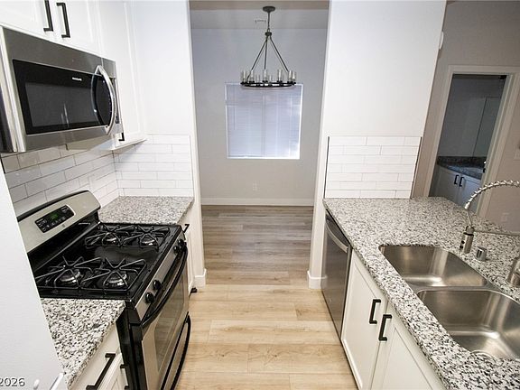 5th image of 1468 Reef Ridge Ct