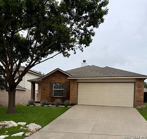 3 bed, 2.0 bath, 1608 sqft, $1,800 — Photo 1