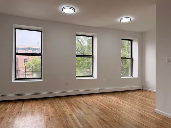846 Greene Ave APT 2, Brooklyn, NY 11221