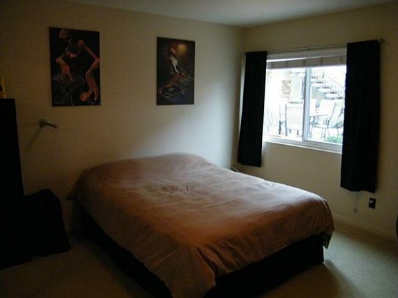 4th image of 2025 Oliver Ave