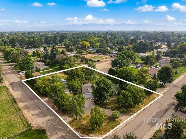 10950 W Netherland Dr, Boise, ID 83709