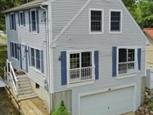 24 Bowers Ave, Tyngsboro, MA 01879