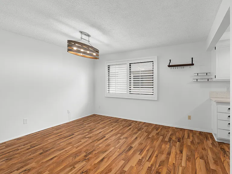 7137 Shoup Ave #31 — Photo 9