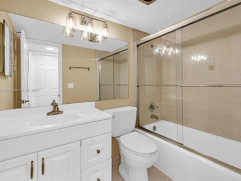 681 S Hollybrook Dr #109 — Photo 12