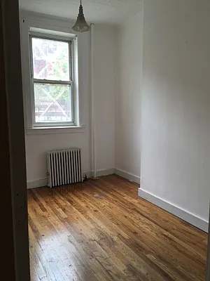 Rented by Grand & Co. | media 21