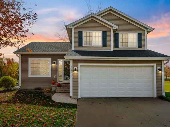 2935 Abbey Rd, Marion, IA 52302