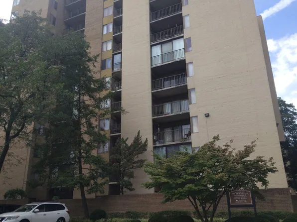 9200 Edwards Way APT 103, Hyattsville, MD 20783