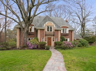 14 Peirce Rd, Wellesley, MA 02481