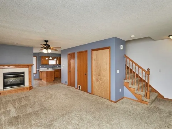 221 N Cherokee Dr, Polk City, IA 50226