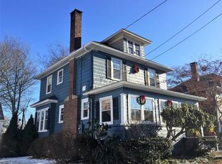 1031 Ray St, Fall River, MA 02720