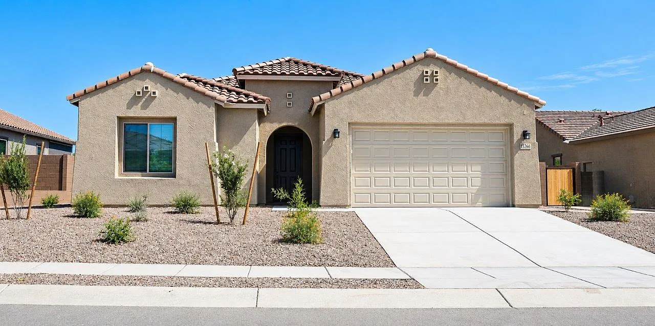 4 bed, 3.5 bath, 2697 sqft, $3,750 — Photo 1