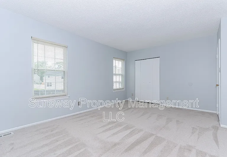 2344 Susan Ct — Photo 7
