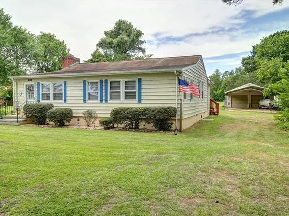 165 Rio Vista Ln #3, Dunnsville, VA 22454