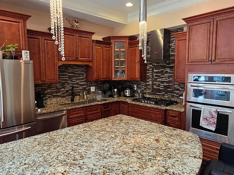 560 Lissara Lodge Dr — Photo 3