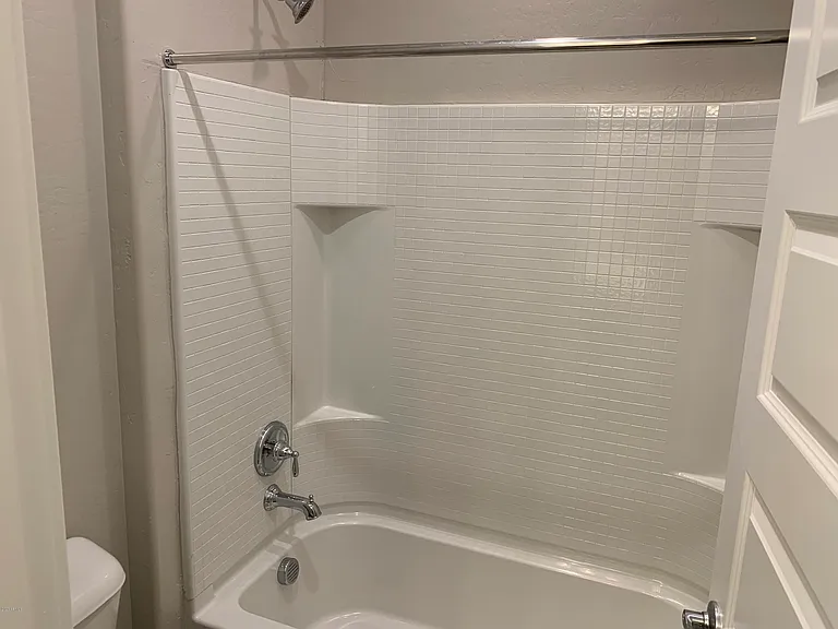 715 N Sparrow Dr — Photo 26