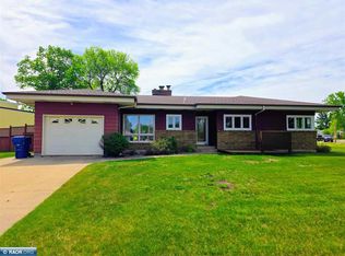302 N Inner Dr, Hibbing, MN 55746