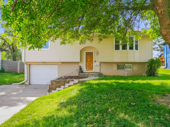 9013 Park View Blvd, La Vista, NE 68128