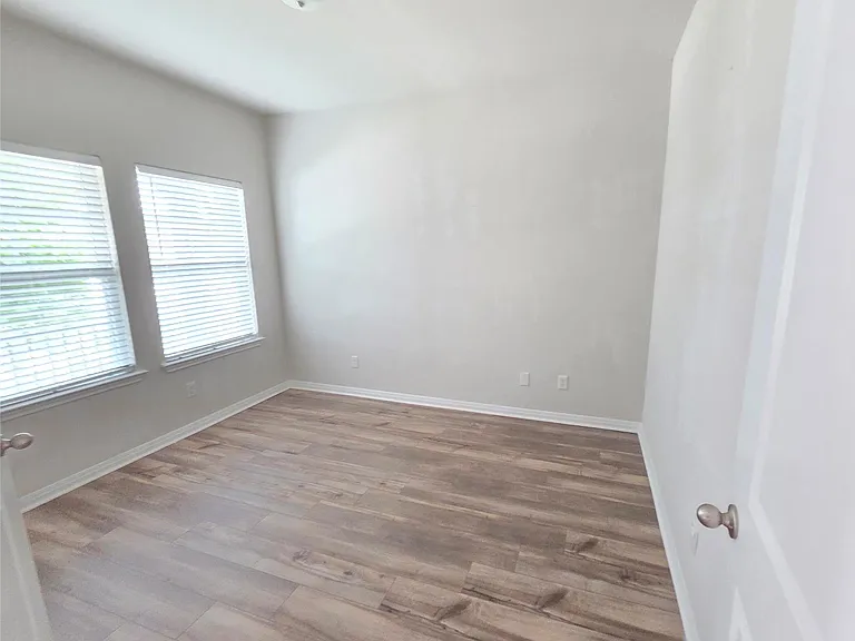 3034 Mill Run Bnd — Photo 7