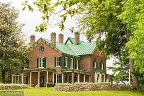 Exterior (Front)