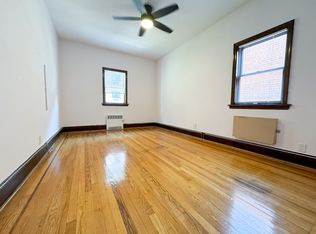 31-71 30th St #3, Astoria, NY 11106