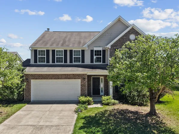 5973 Oakhaven Dr, Greenwood, IN 46142