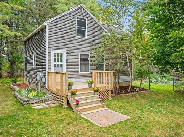8 Violette Way, Orland, ME 04472