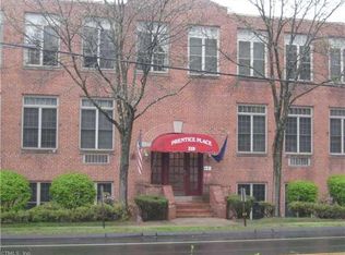 319 New Britain Rd APT 116, Berlin, CT 06037