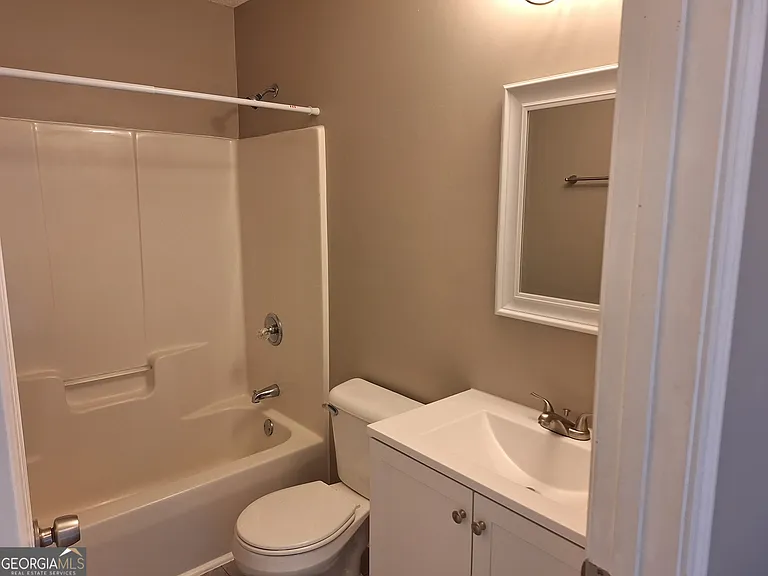 41 Sandstone Ln — Photo 9