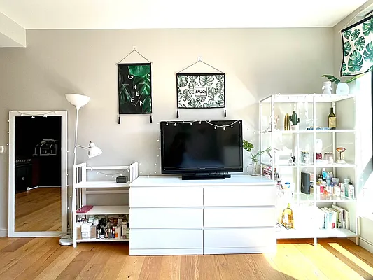 Rented by Winzone Realty Home Inc | media 13