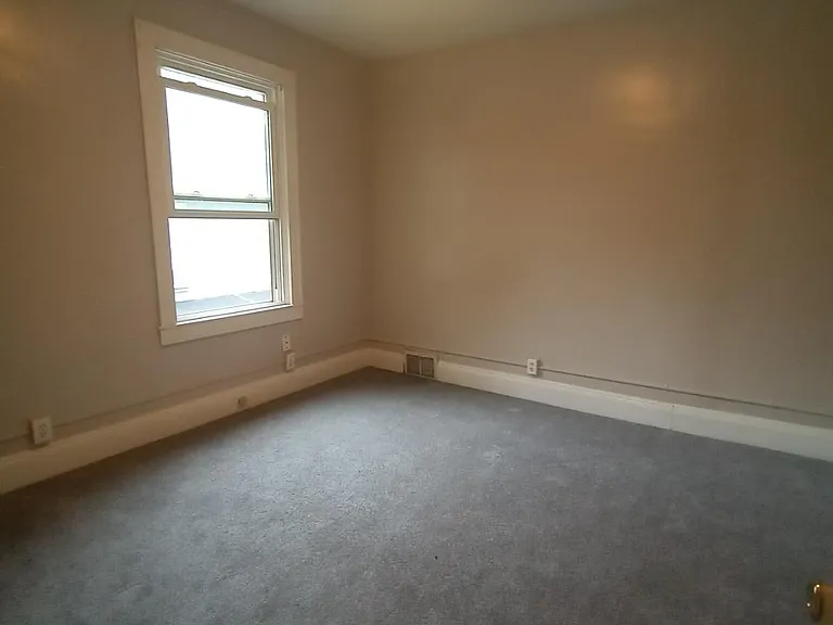 Unit Photo