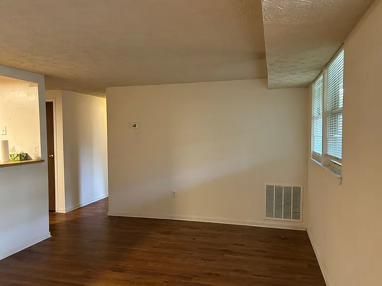 798 Southern Hills Dr — Photo 9