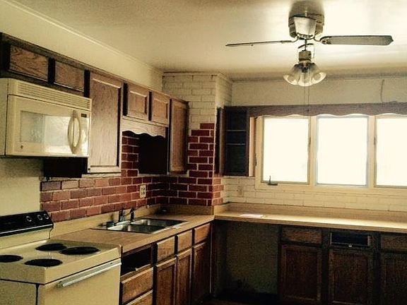 2nd image of 501 E Tinkham Ave