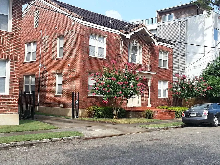 1305 Isabella St #4 — Photo 2