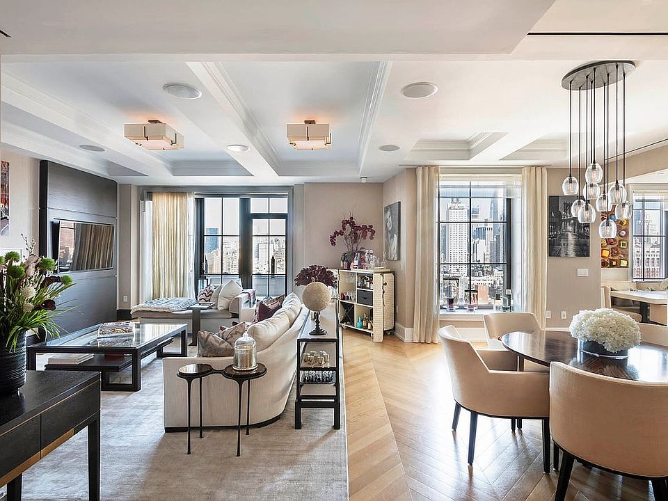 1st image of 212 W 18th St #Penthouse 8