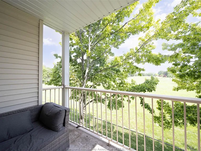 2922 Rivard Ave #211 — Photo 30