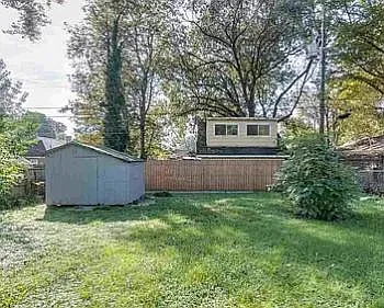 1925 Young Ave — Photo 14