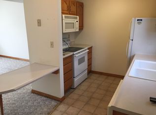 3130 Putnam Ave, Hurricane, WV 25526