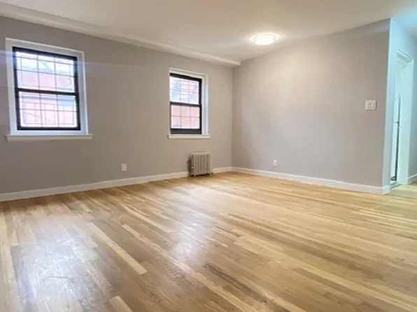 141-33 78th Ave #2C, Flushing, NY 11367