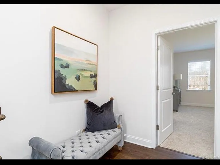 1430 Academy St — Photo 10