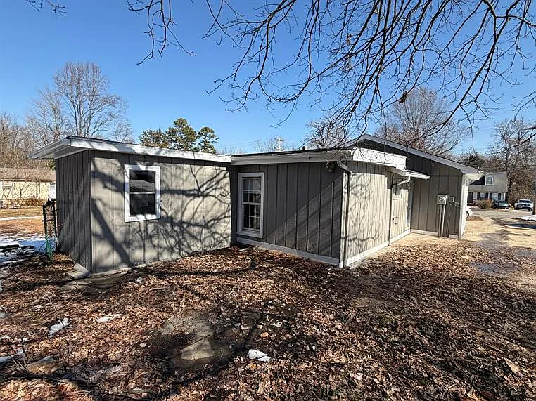 510 Ridgecrest Dr — Photo 3