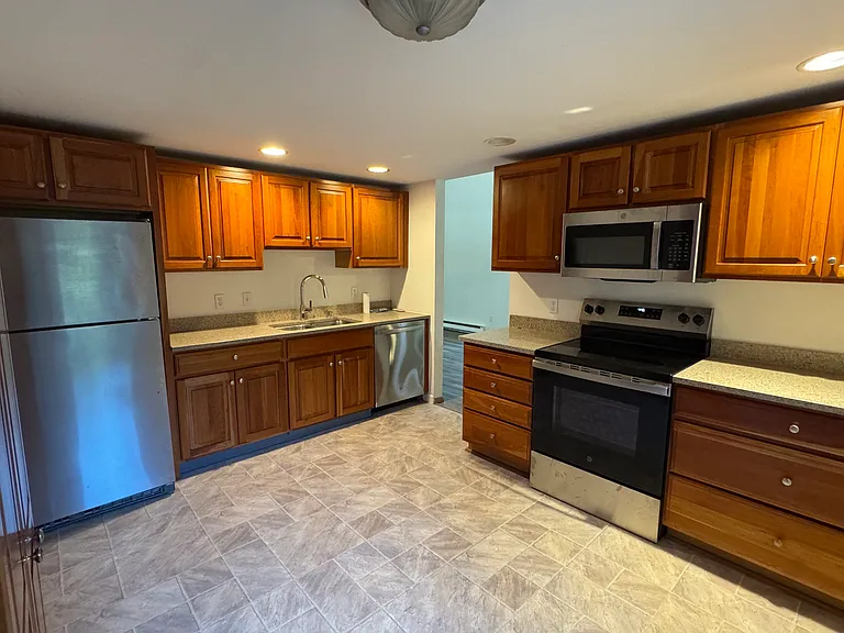 63 Thimbleberry Rd — Photo 3