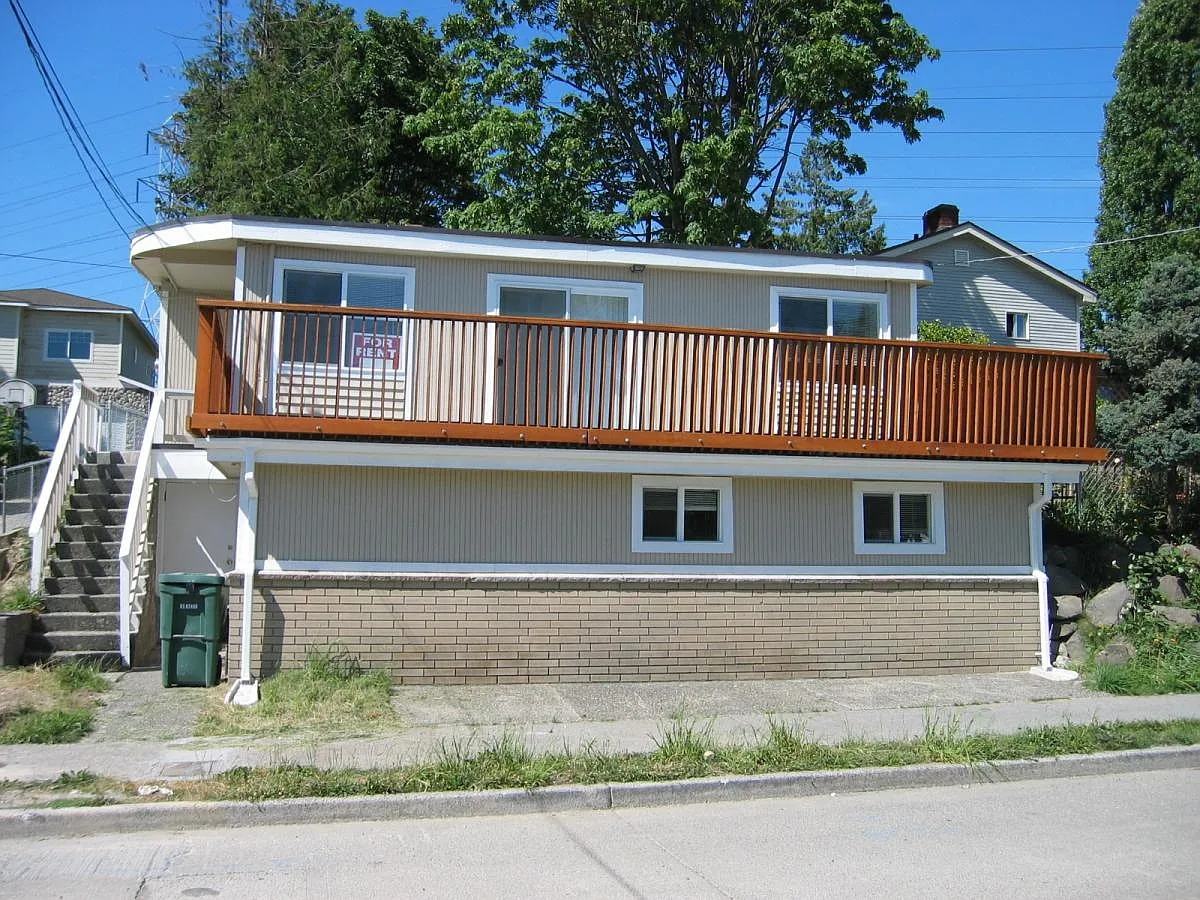 4 bed, 1780 sqft, $3,100 — Photo 1