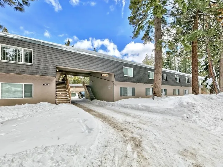 1223 Bonanza Ave #11 — Photo 13